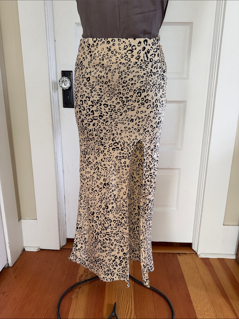 Topshop Silky Leopard Print‎ Skirt 6